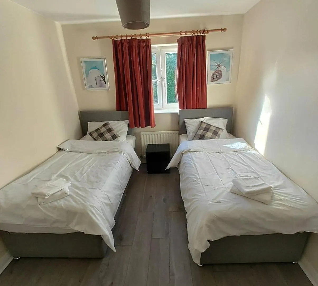 2 Bed Flat Close To New Cross Gate, Se14 London Storbritannien